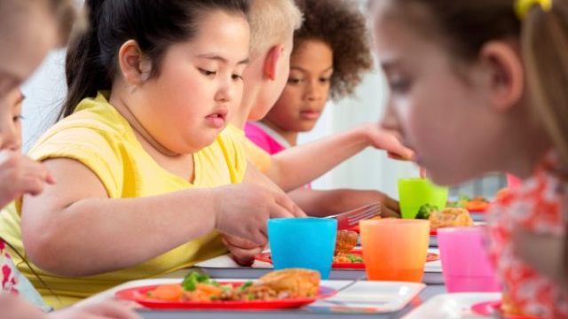 Cara Mengatasi Bullying pada Anak Obesitas